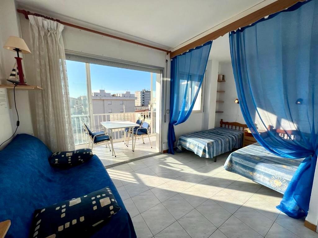 Appartement Climatise, 400m Plage, Parking Prive Et Wifi Roses